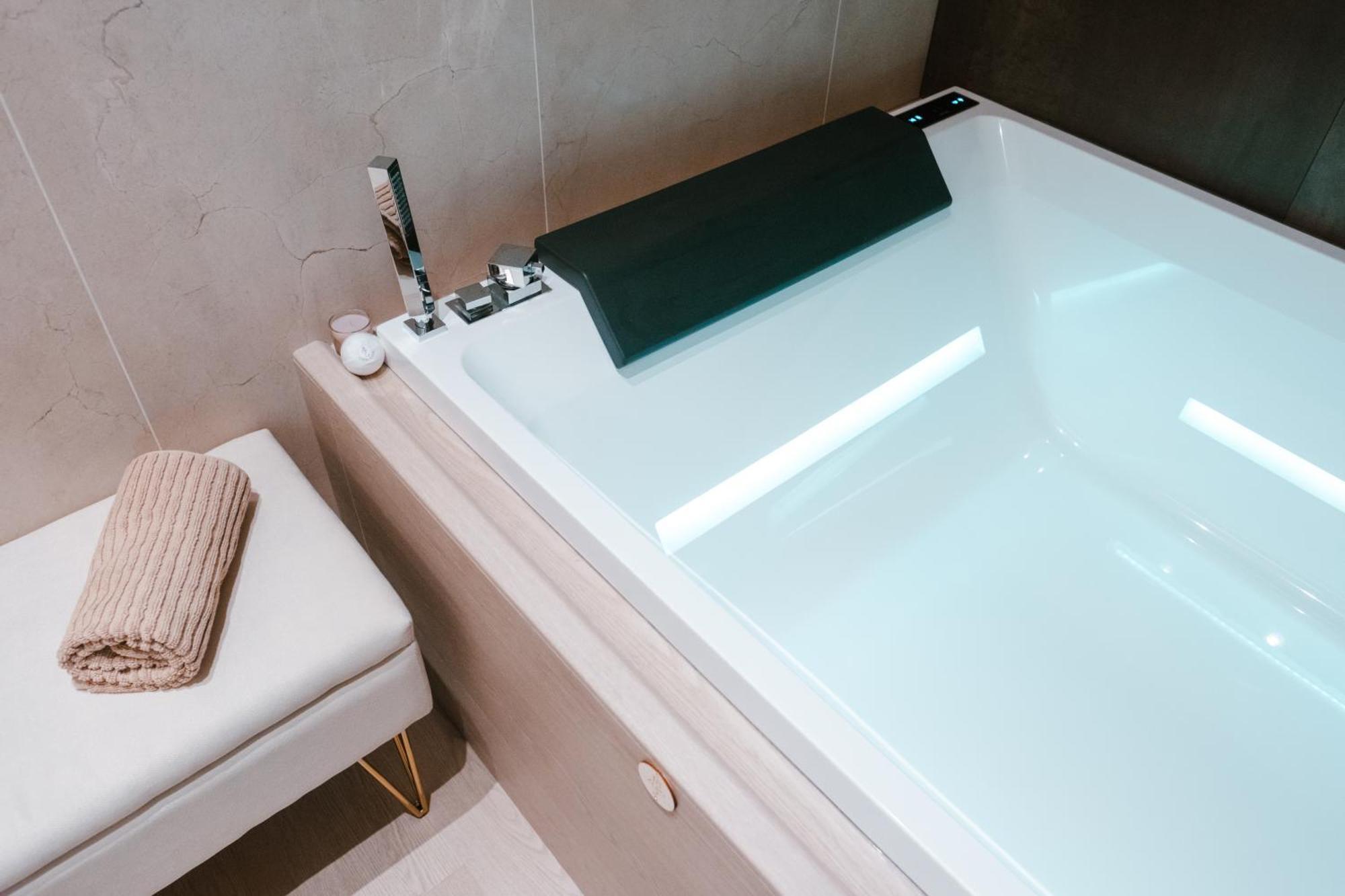 18Zero2 Luxury Rooms Bari Exterior foto